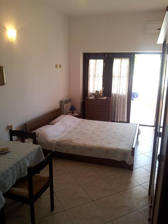 Suran Apartments Pula Cameră foto
