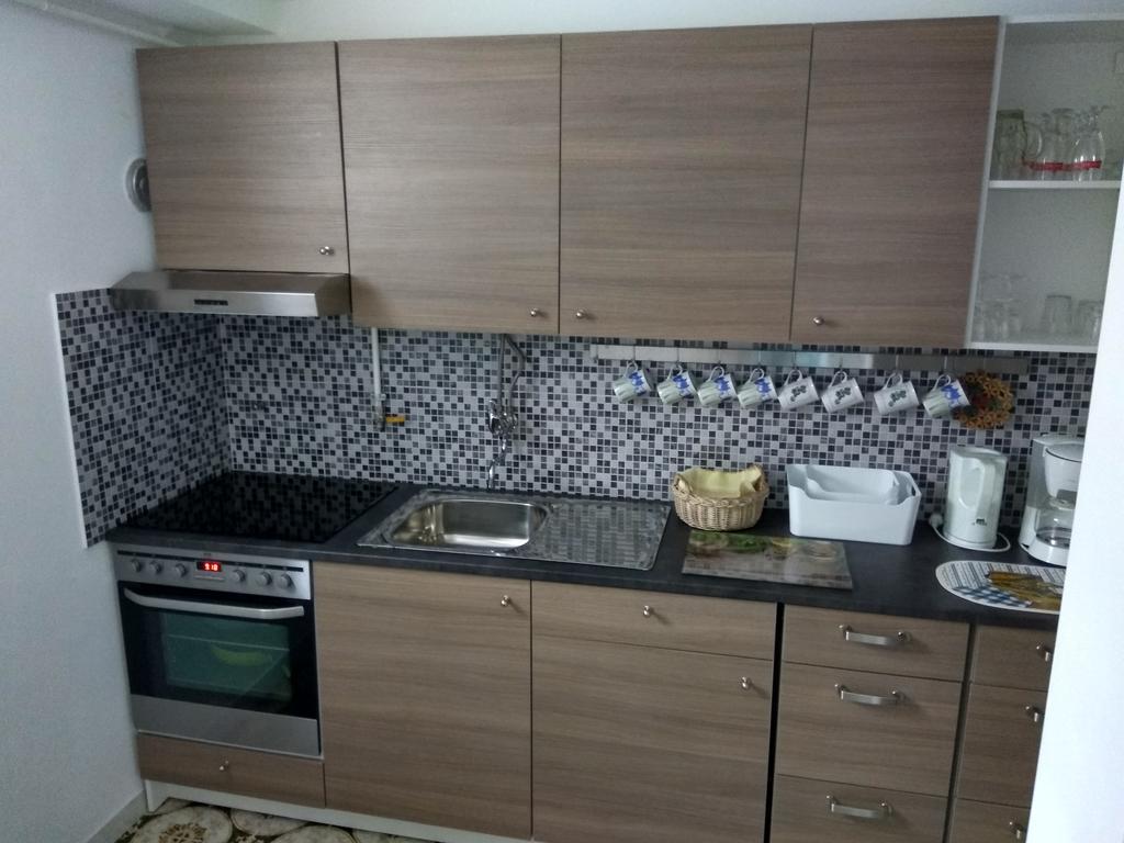 Suran Apartments Pula Exterior foto